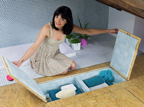 Floor storage